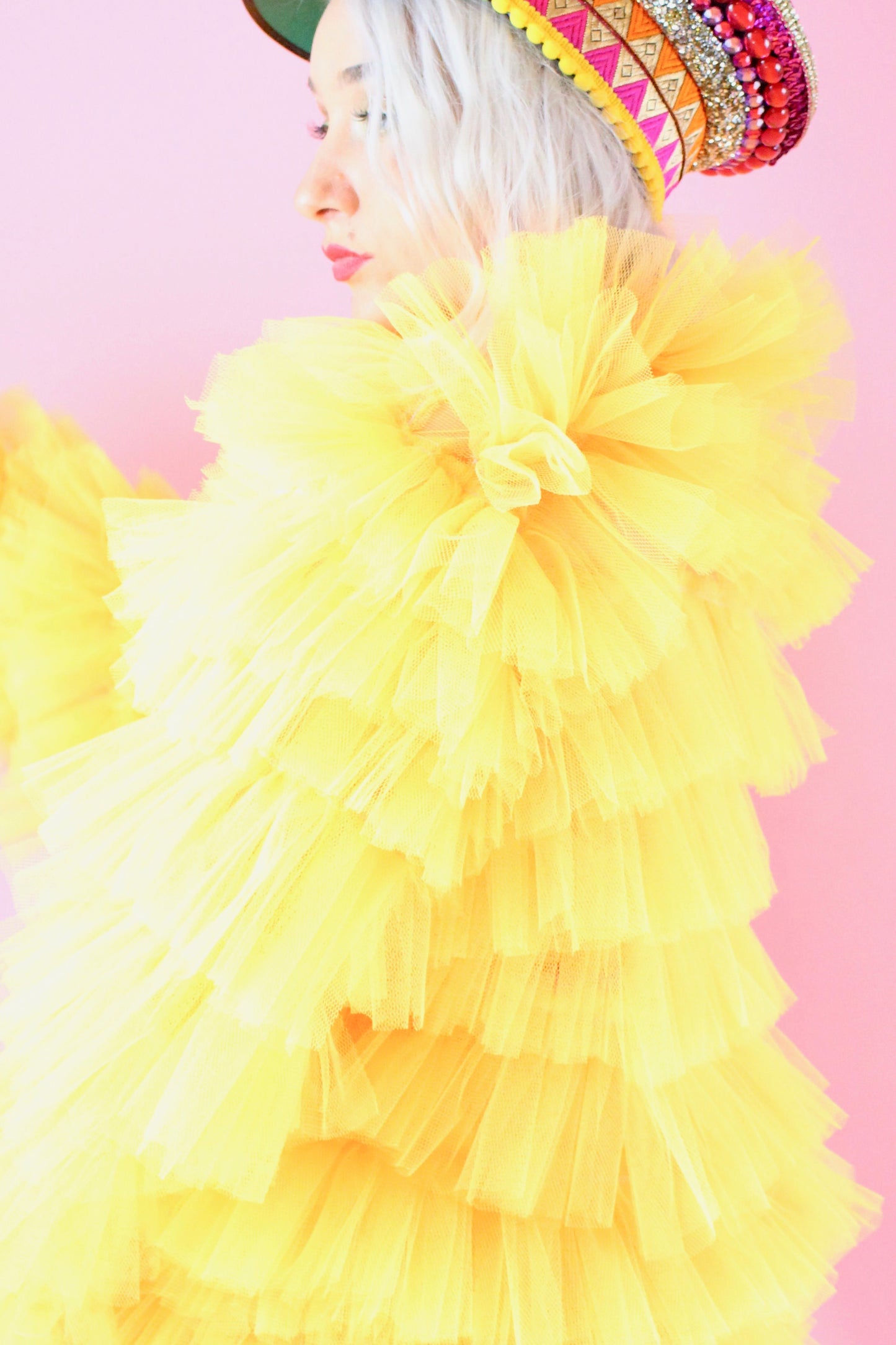RUFFLE TULLE CROPPED JACKET